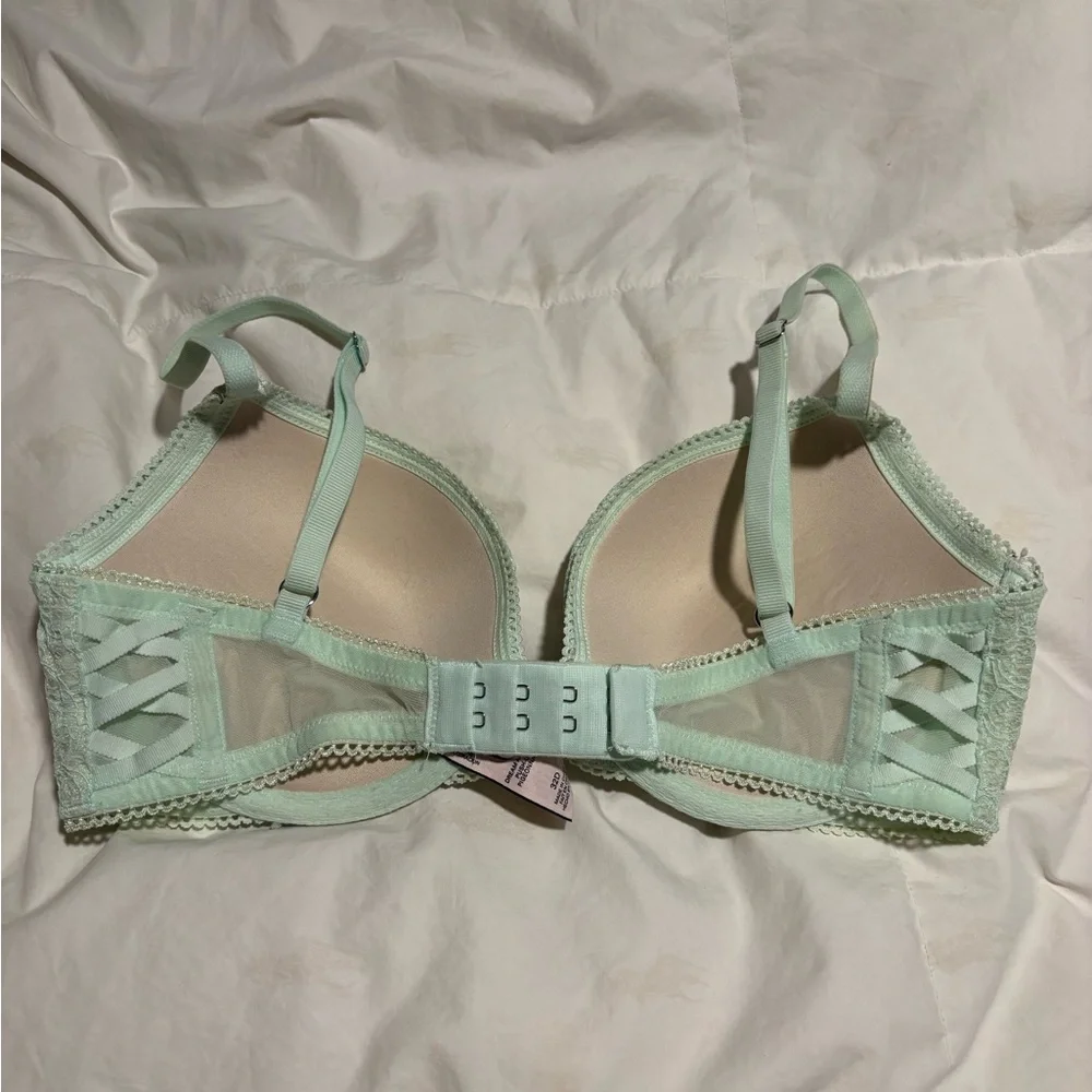 Victoria's Secret Mint Lace Bra - Picture 3 of 4